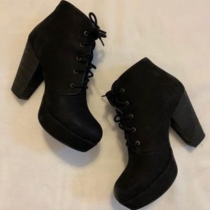 Steve Madden boots